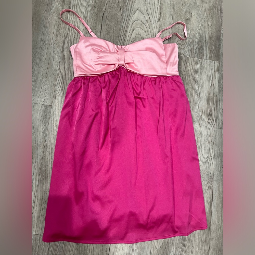 Pink bow dress